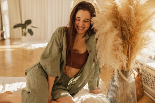 Women Explore Body-Positive Strategies to Feel Comfortable in Their Clothes