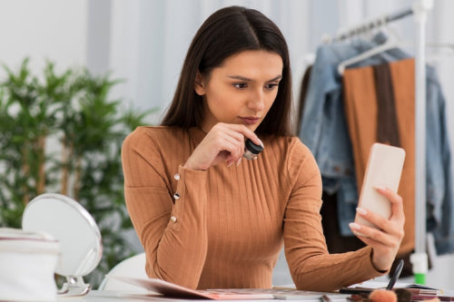 How to Choose a Closet Management App