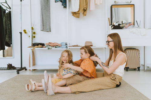 How to Choose a Styling Solution for Busy Moms