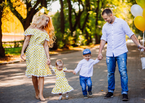 Picture-Perfect: How to Coordinate Outfits for Family Photos