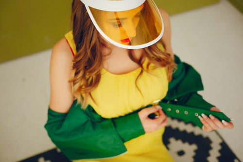 The Psychology of Color in Fashion: What Your Outfit Says About You