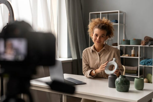 Video Styling Sessions Transform Home Try-Ons Into Professional Consults