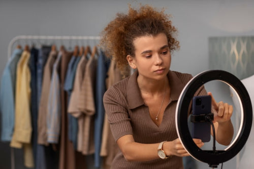 The New Face of Fashion Advice: Personal Stylists on Video Calls