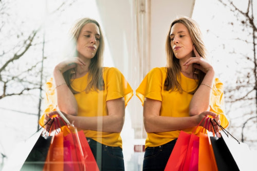 How lookingGLASS Is Helping Women Feel Confident Without Buying More