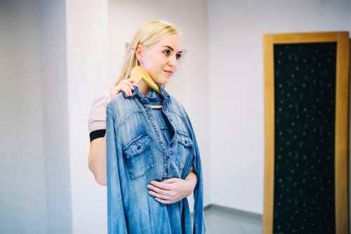 Fringe Details Add Movement to Practical Maternity Looks